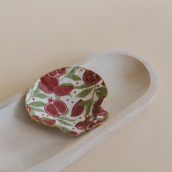 Handmade shell ring dish - Picture 3 of 4